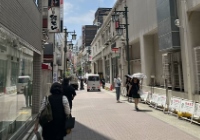 日本研究生费用一年大概多少钱？