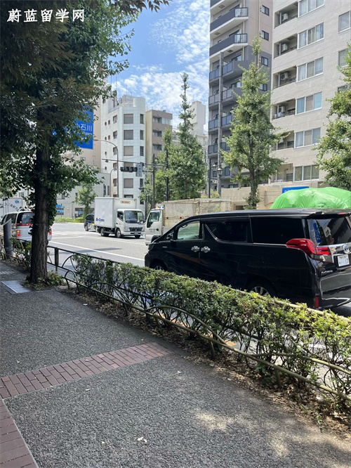 生物学日本读研几年？