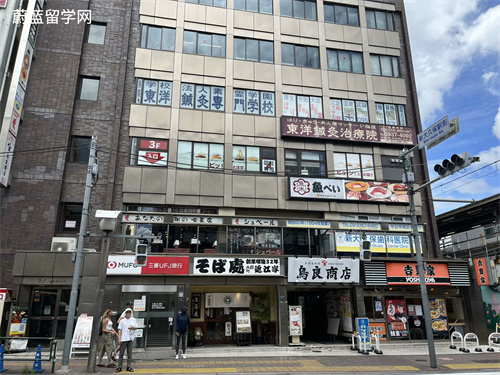 高中生日本留学要高考成绩吗？