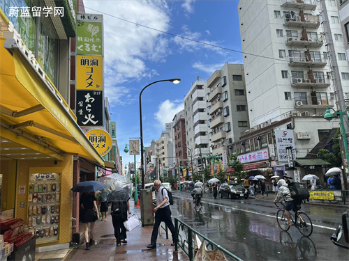 日本硕士一般读几年？