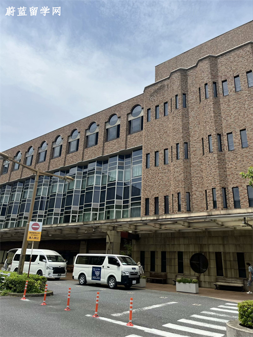 日本医学读博要多少钱