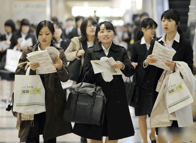 日本留学签证材料准备