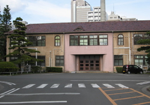 日本东北大学
